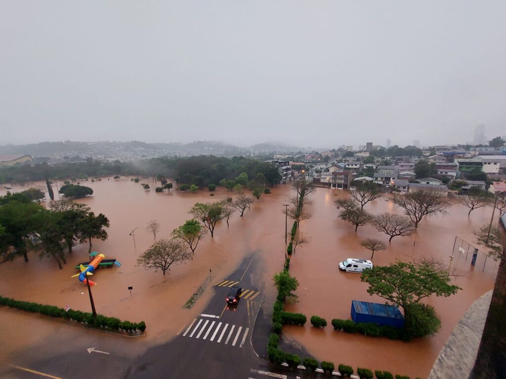 Grande acúmulo de chuvas causam prejuízos em diversas cidades do Paraná