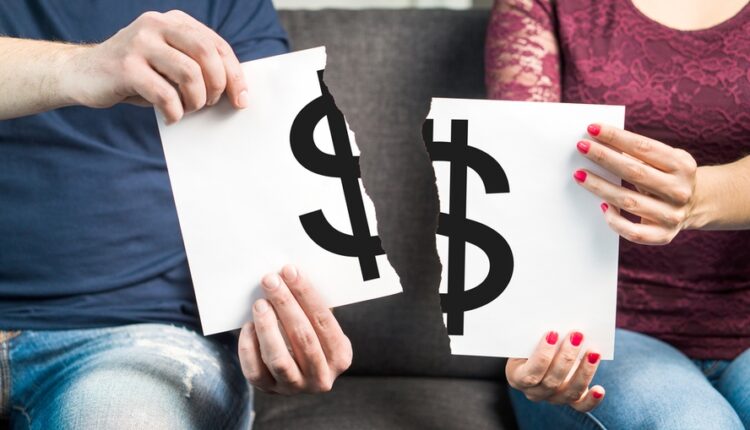 Debates nas redes afirmam que Davi foi orientado a mudar status de relacionamento. A especialista em Direito Civil, Cristina Matoso Carvalho, colabora com sua opinião. - Crédito: Reprodução