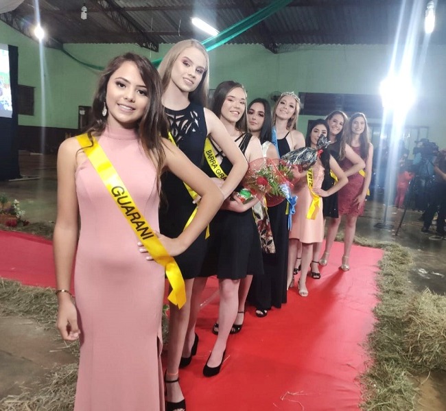 As oito candidatas do concurso